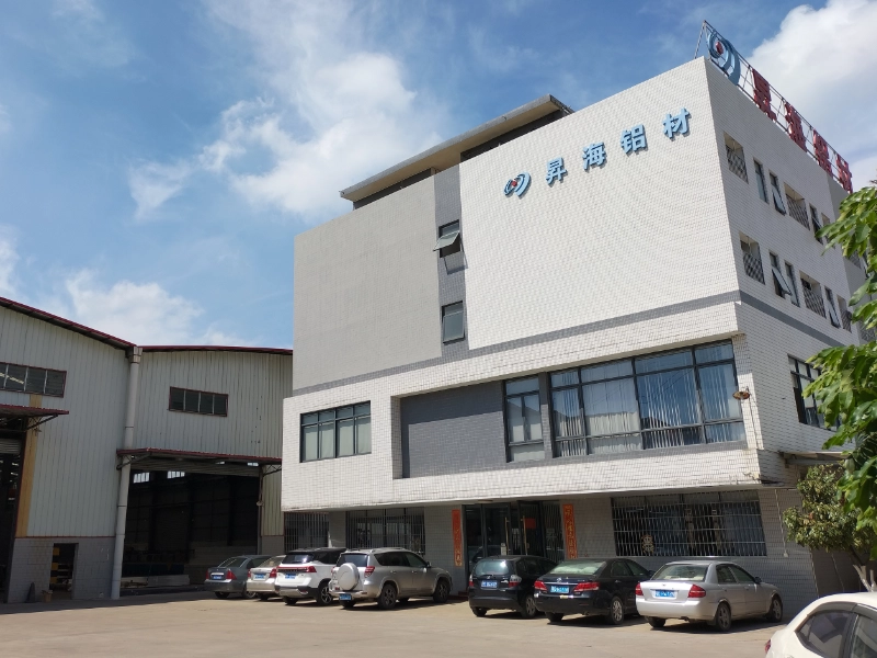 Aluminum Profile Processing Factory